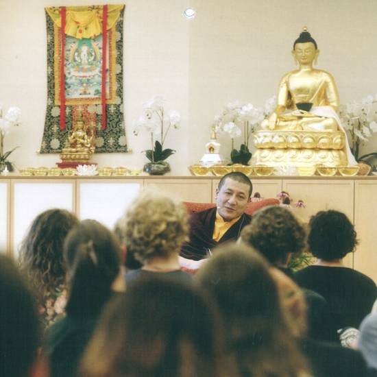 https://www.badsalzungen.de/var/cache/thumb_103740_1066_1_550_550_r4_jpeg_buddhistisches_zentrum.jpeg